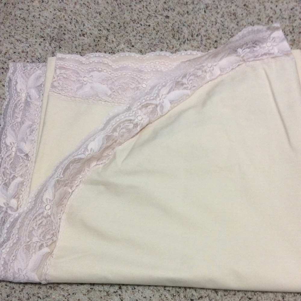Lace Table Cloth
